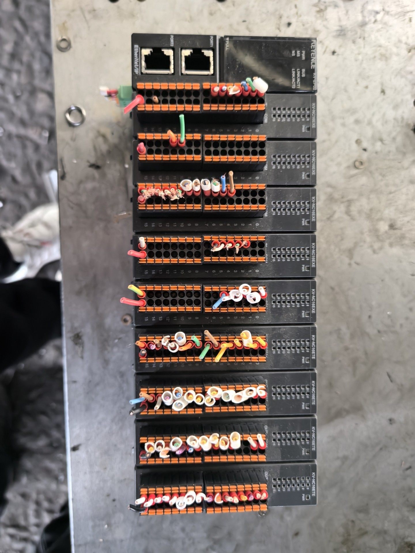 基恩士PLC套装出手！有KV-EP02主单元，一个；KV-N