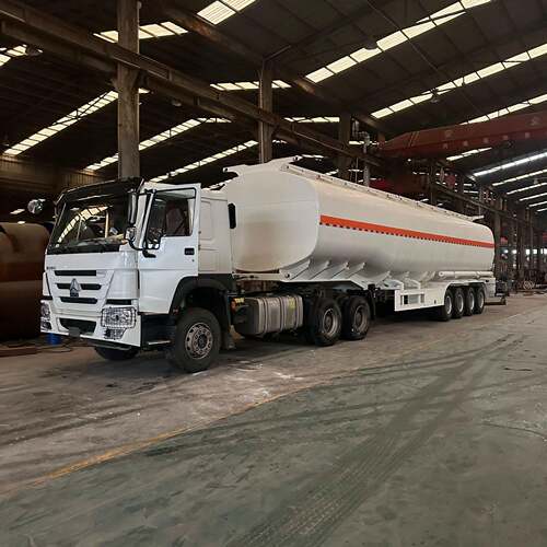 肯尼亚4轴油车45方运油车50方油车工厂直供运油半挂车
