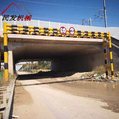 厂家销售公路限架涵洞防撞防护小区停车场固定栏杆立柱