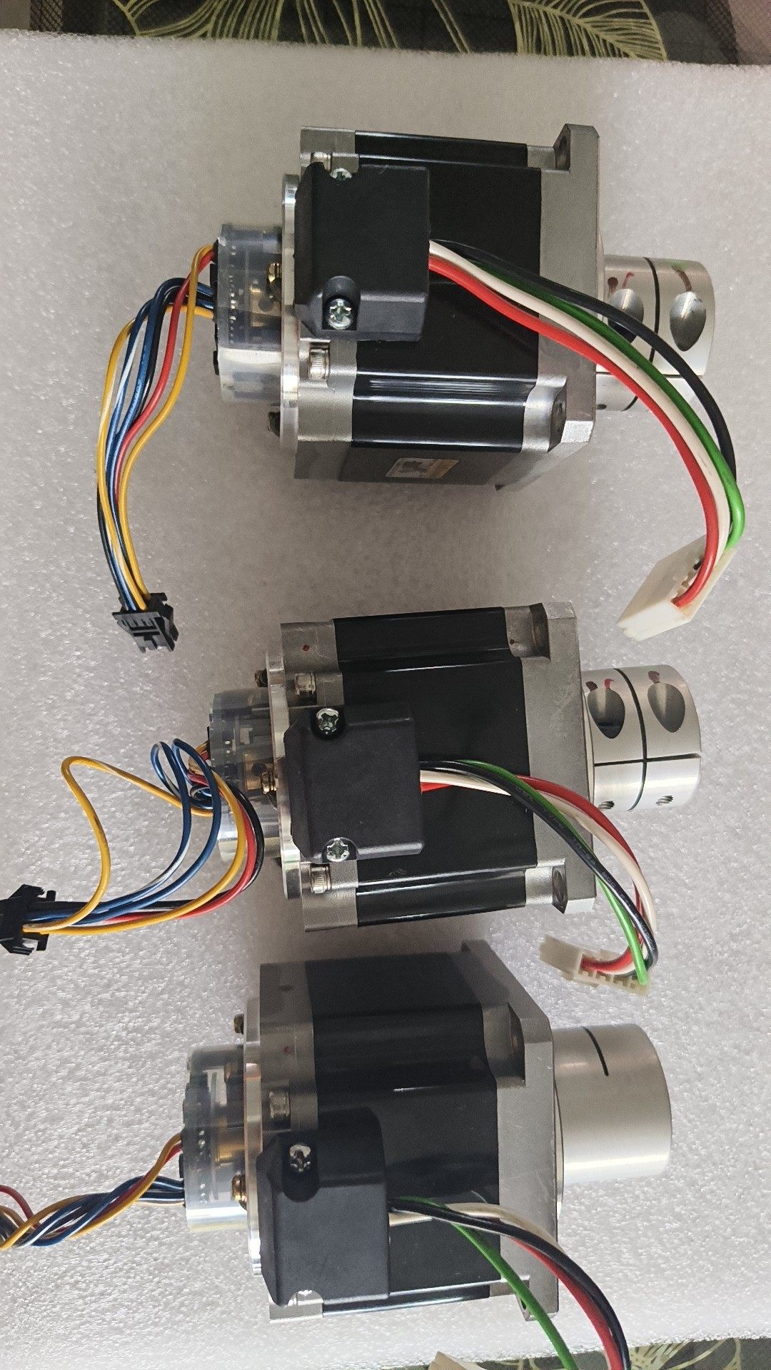 多摩川伺服电机TS4607N2041E200.编码器，TS5