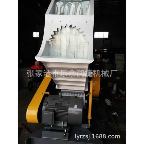 供应SWP-700塑料管材型材粉碎机破碎机φ315以下PVC管PE管等粉碎