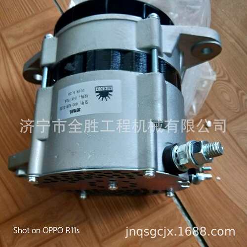 D85ESS-2推土机发电机总成600-825-3151