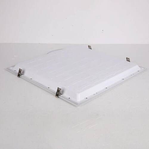 工程用直发光巴西款弹簧嵌入式平板灯 600*600开孔嵌入式平板灯