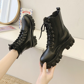 黑色马丁靴女2022韩版时尚，系带短靴百搭街拍瘦瘦靴厚底机车靴