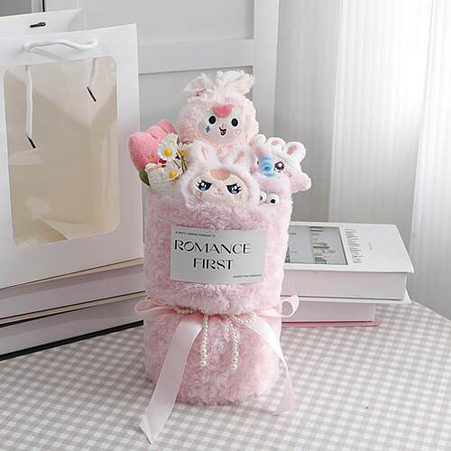 女朋友伴手礼手捧花花店餐桌花艺