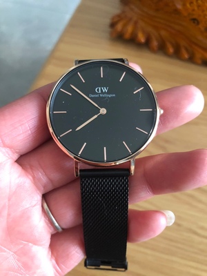 雷人评测:dw手表真实使用感受,不想被骗看下这里