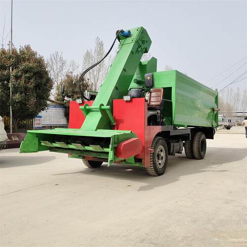 养牛场四轮清粪车四驱扒粪装运机自走式粪污扒粪车