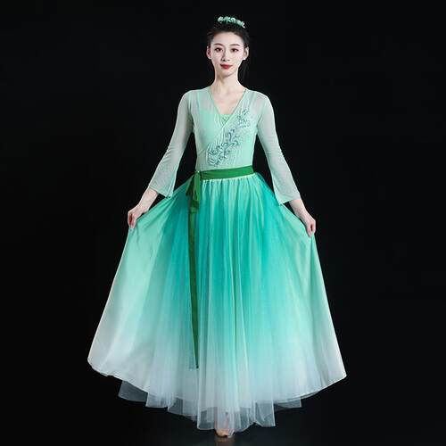 高档伞典舞服装雨古涧春行图舞蹈演出飘服中国古风舞台表演服群舞