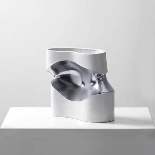 现代轻奢金色银色维纳斯的腰花器样板间客厅玄关大厅创意摆件
