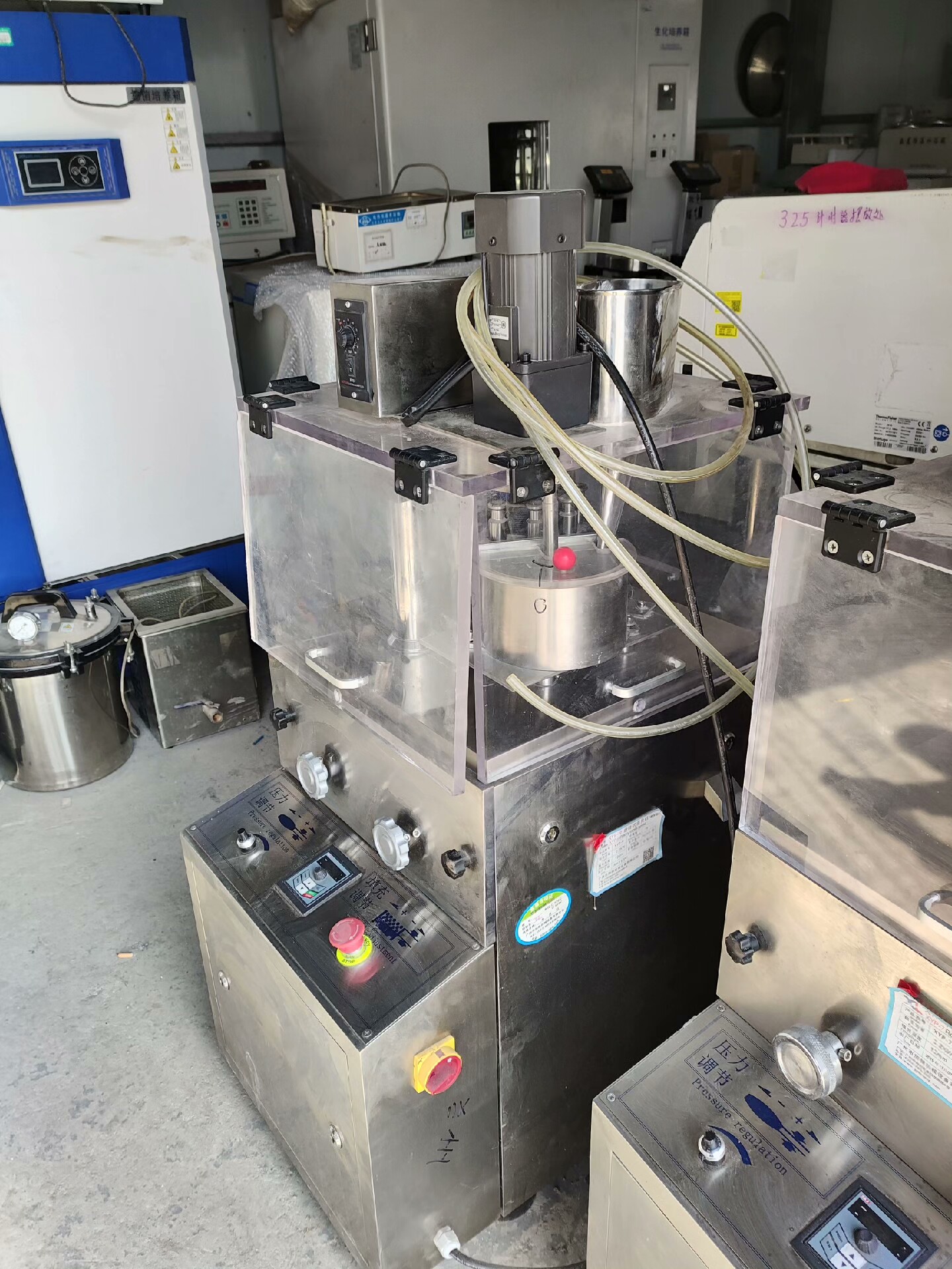 増强型旋转式压片机。线上直销。