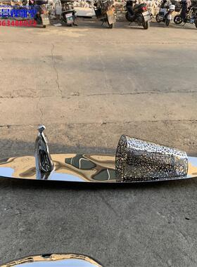 现代不锈钢小船雕塑园林景观样品屋展示中心水池户外流水镂空大型