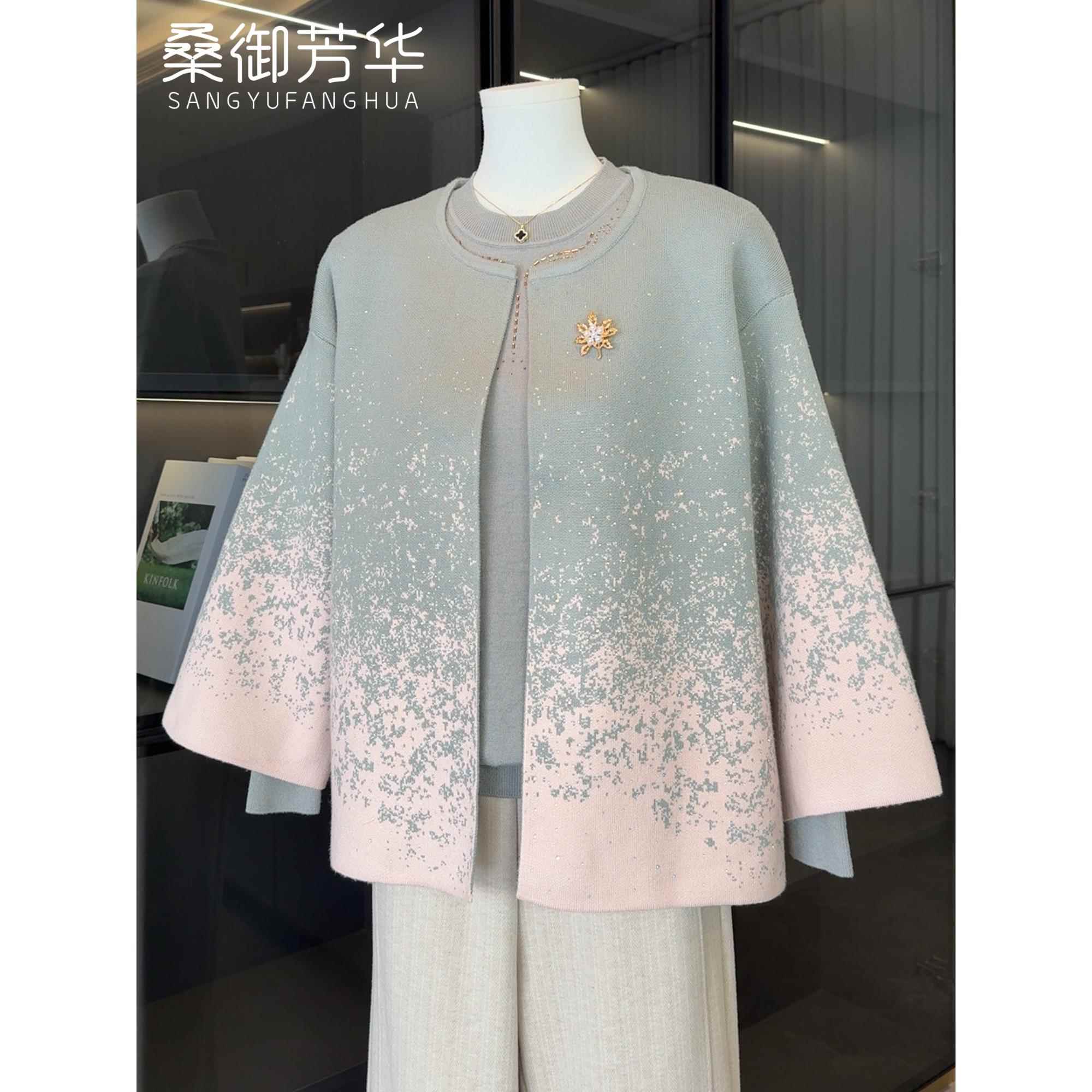 时尚洋气中老年针织衫女秋冬新款上衣大码妈妈秋装打底毛衣两件套