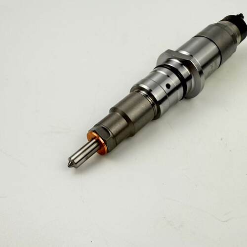 0445120231喷油器 适用小松PC200-8 6D107挖掘机康明斯发动机喷油