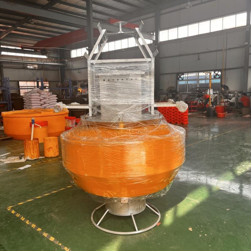柏泰加工一体式水面聚乙烯滚塑气象浮标设备传感器搭载海洋监测
