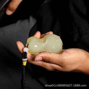 阿富汗玉青白玉白菜手把件八方来财百财男士 文玩把玩玉石把件把玩