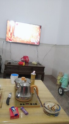 客观分析电视TCL55v2和海信55E52D哪个好，差别大不大？