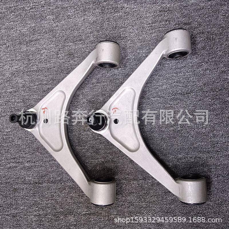 3Y0 407 200 A适用宾利慕尚上摆臂胶套 上摆臂衬套
