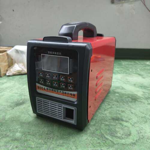 跨境直供汽车电瓶充电器12v24v纯铜大功率110v蓄电池充电机