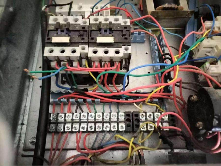 1月11日阜阳吊兰电箱380个左右第二批网络拍卖公告