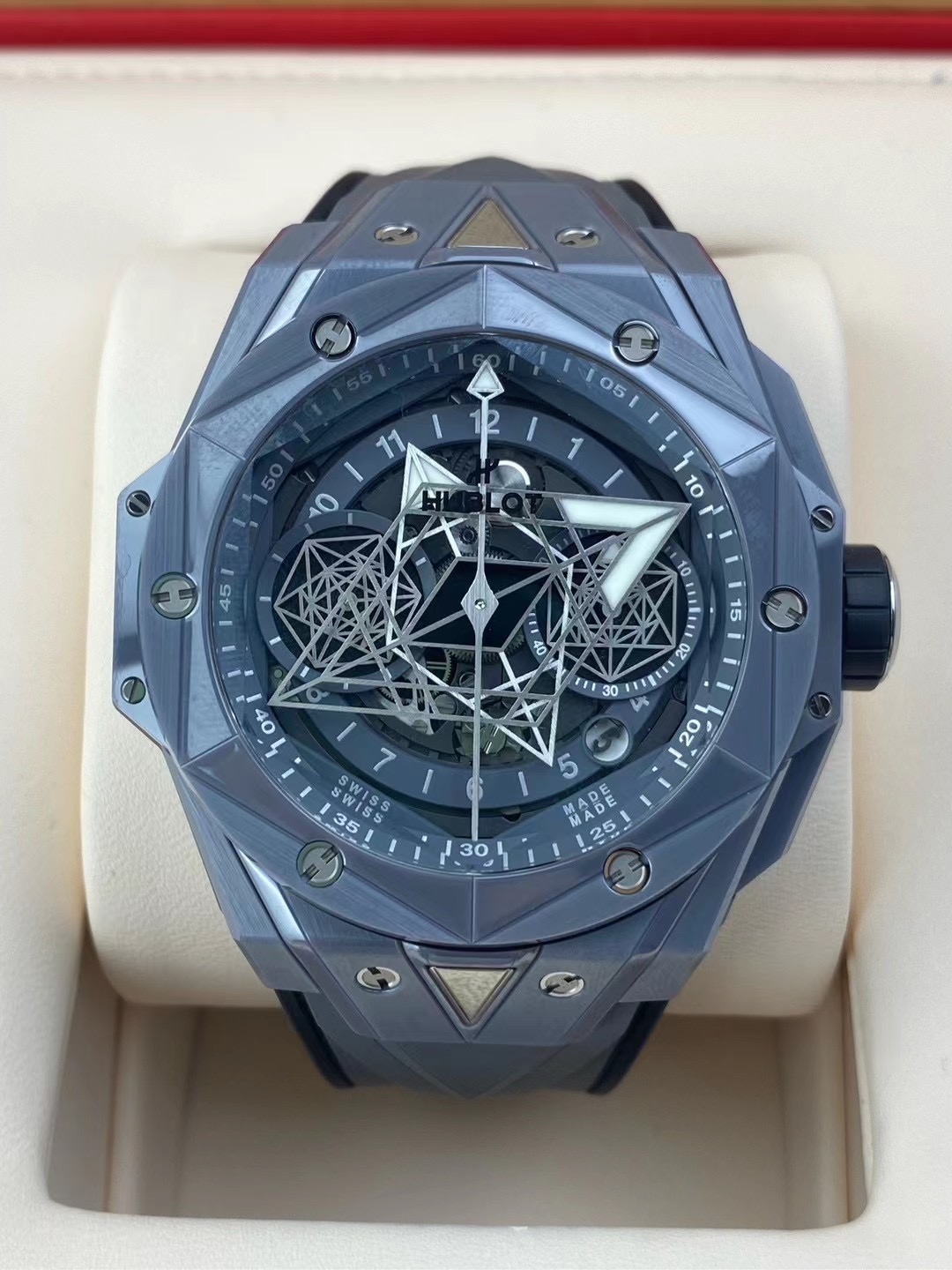 全套98新45mm宇舶大爆炸刺青418.FX.80灰色陶瓷自动机械男表正品