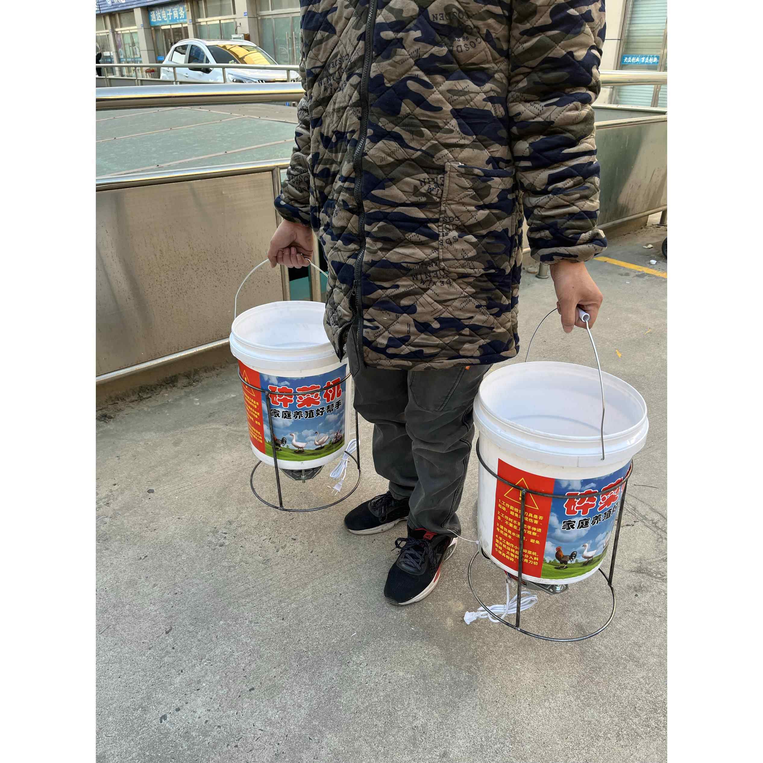 桶式碎草机切菜机喂 鸡鸭鹅大功率电机全自动搅拌打菜机农用养殖