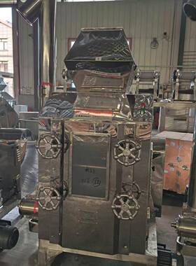 辣椒对辊粉碎机组SXC-101辣椒碎锤片式破壁辣椒粉撕碎机辣椒专用