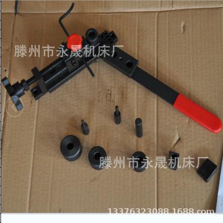 万能折弯扁金属和管道夹子