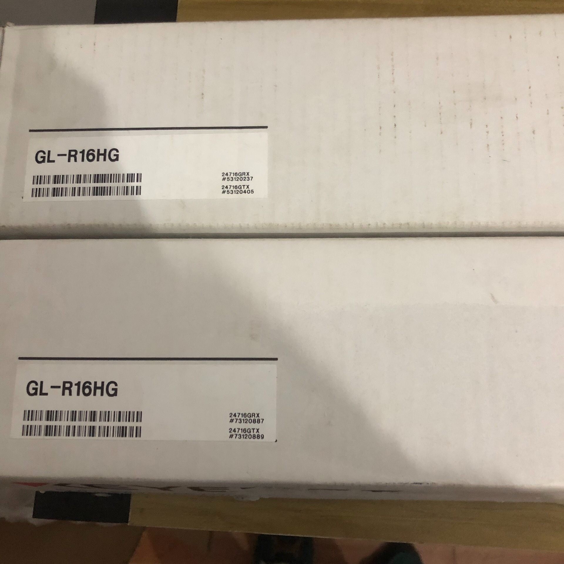 全新包装日本基恩士光栅三码合一GL-R16HG实物图！数量二