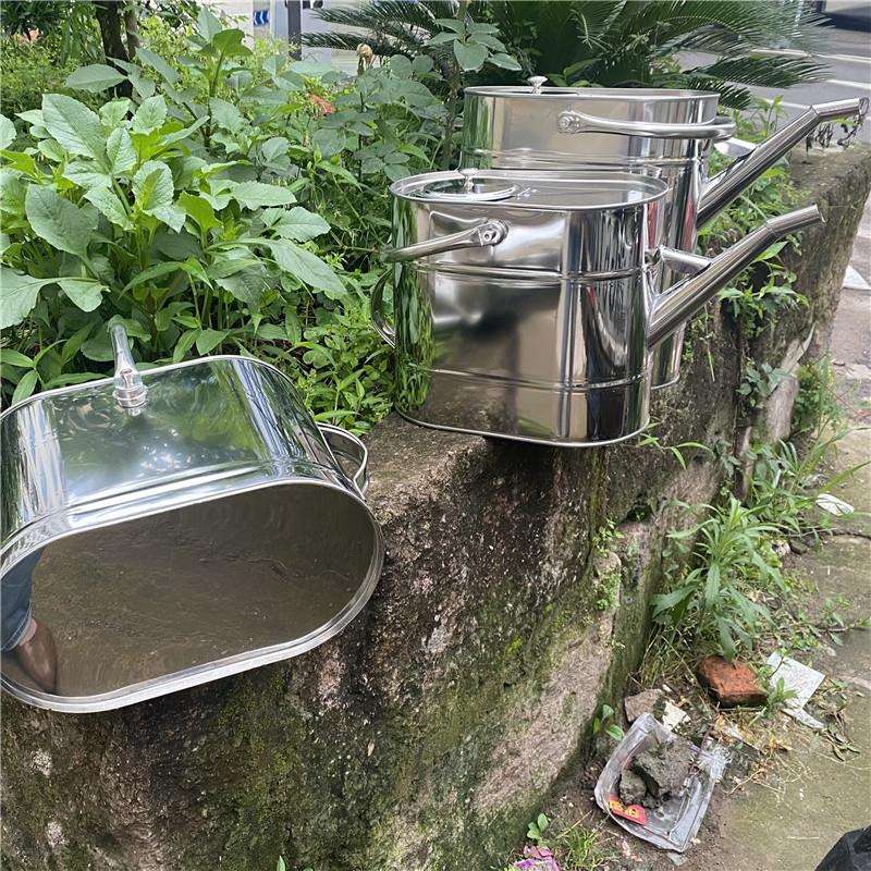 304不锈钢加油桶带盖椭圆形汽油柴油桶5升10升20升长嘴手提加油壶