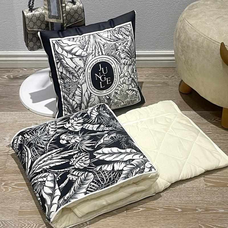 法式抱枕被子两用二合一汽车用办公室午睡沙发被子空调被四季款20