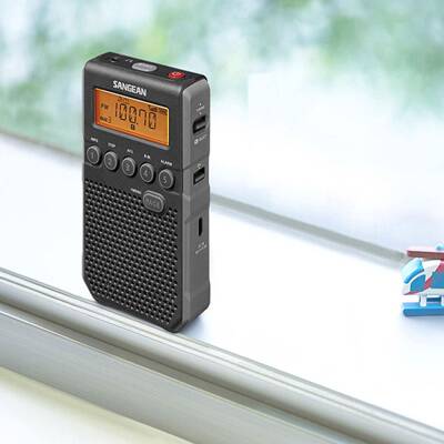 SANGEAN/山进 DT-800C便携式户外运动收音机数字闹钟立体声老人