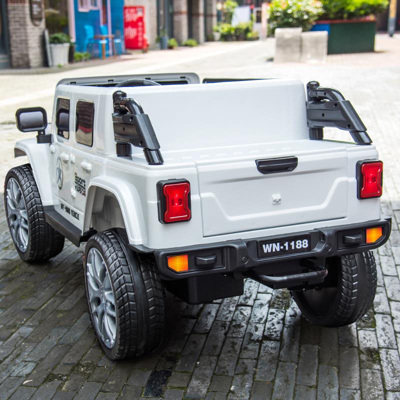 高档婴儿童电动可坐人四轮遥控汽车车男女宝宝四驱越野车双卡玩皮