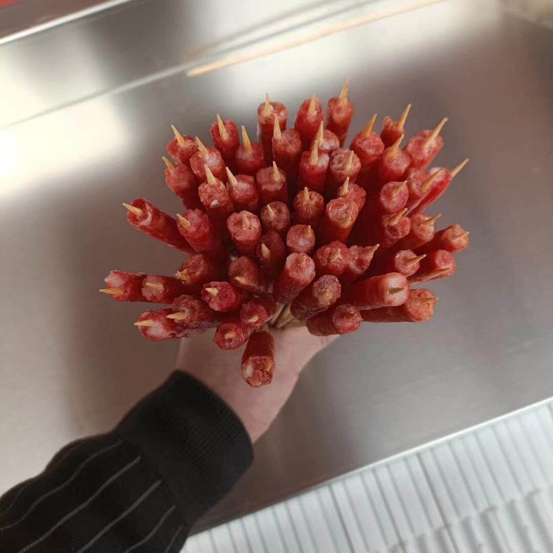 全自动鸡肉串穿切一体机厂家现货销售30穿小鸡肉穿串机