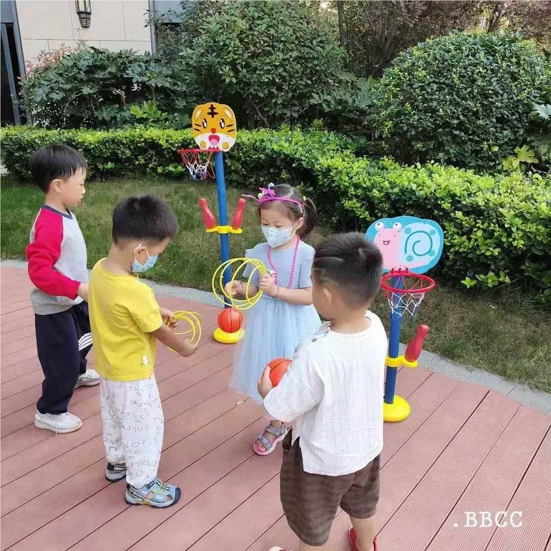 少儿卡通篮球框合一套圈架乓球OWC可升降立式二篮乒球运动玩具球