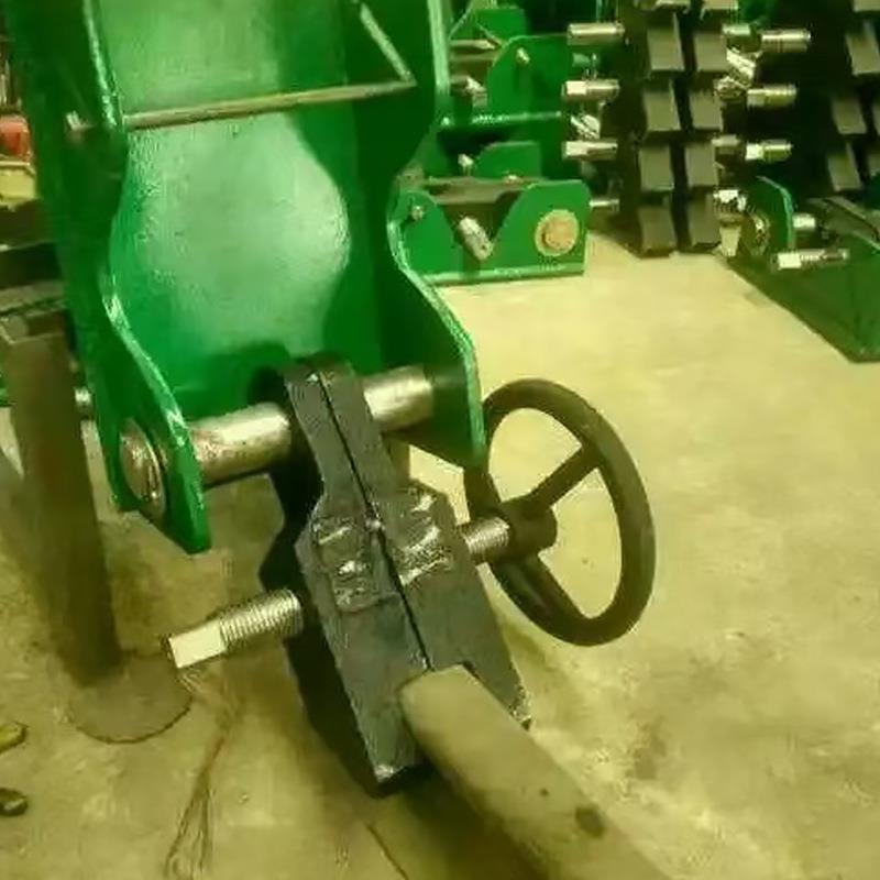 电动防风防撞装置 行吊夹轨器1-10t门式起重机用 电动液压夹轨器