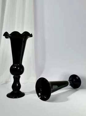 中古风复古摆件纯手工制作简约黑色玻璃艺术烛台家居样板软装饰品