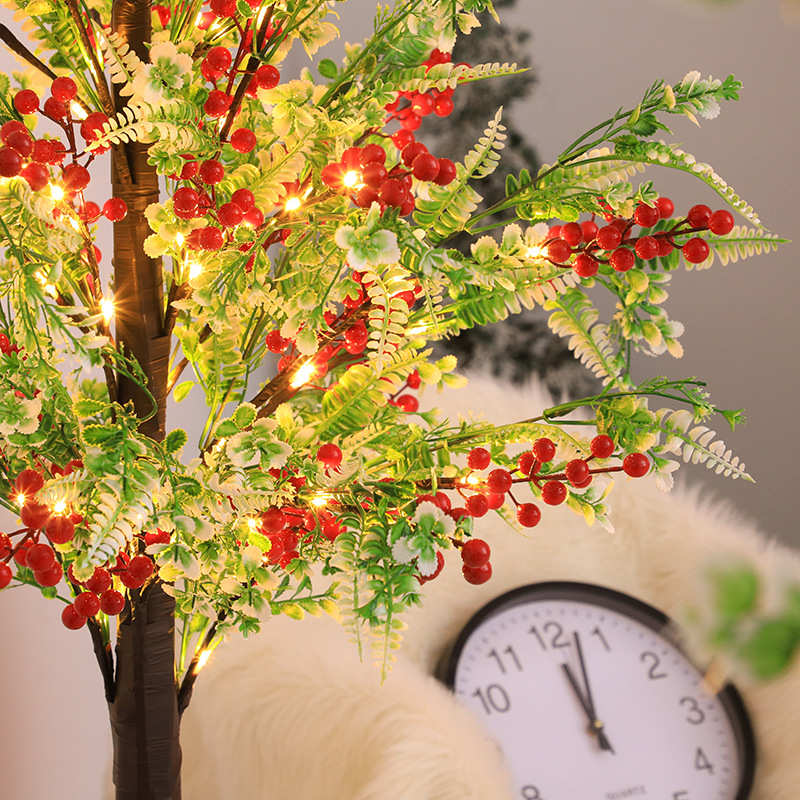 LED圣诞树灯发光装饰仿真树灯节日装饰氛围灯新年景观树灯