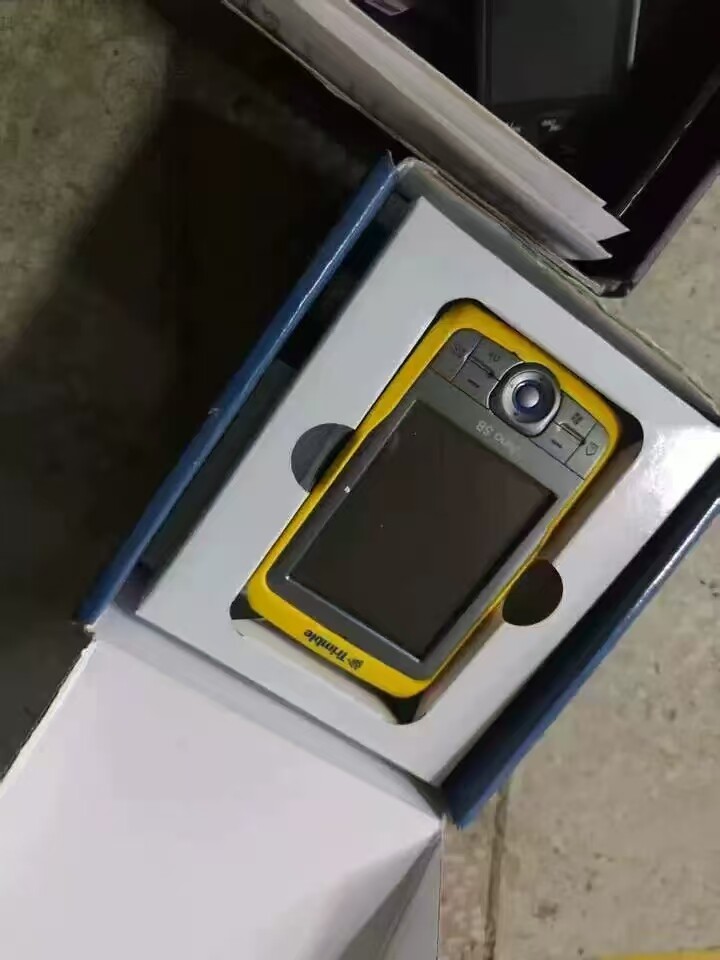 5月12日北京【京械7176】单位淘汰报废处置数码两台网络拍卖公告