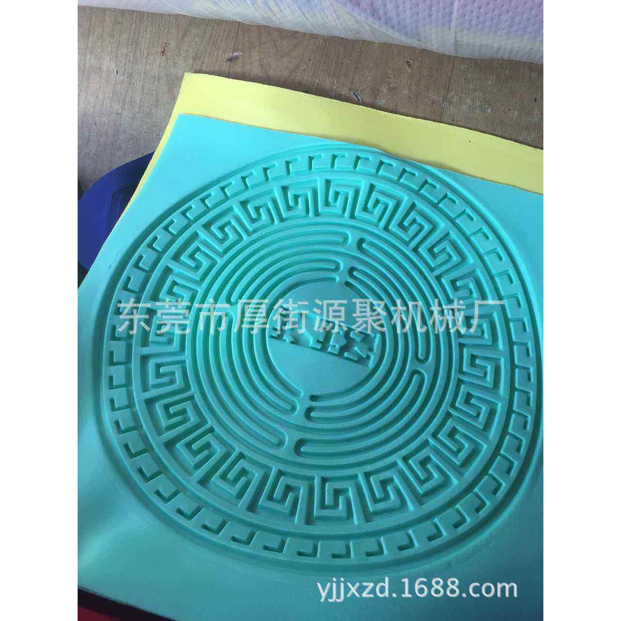 供应皮革压花机水洗皮革压花机皮衣皮革压花机