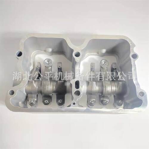 厂家直供现货零售适用工程机械NT855发动机摇臂室3036285