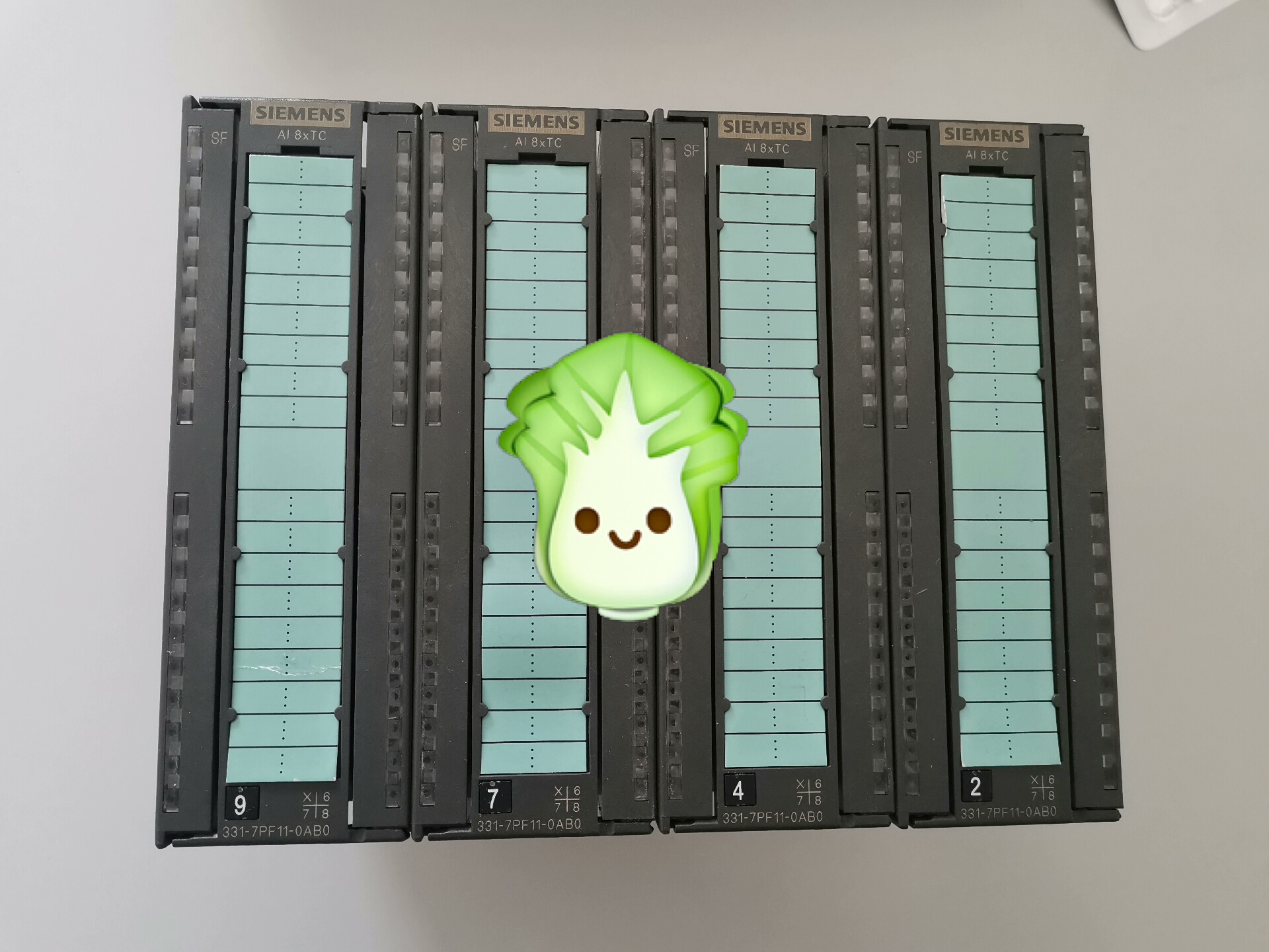 西门子模拟量输入模块331-7PF11成色充新