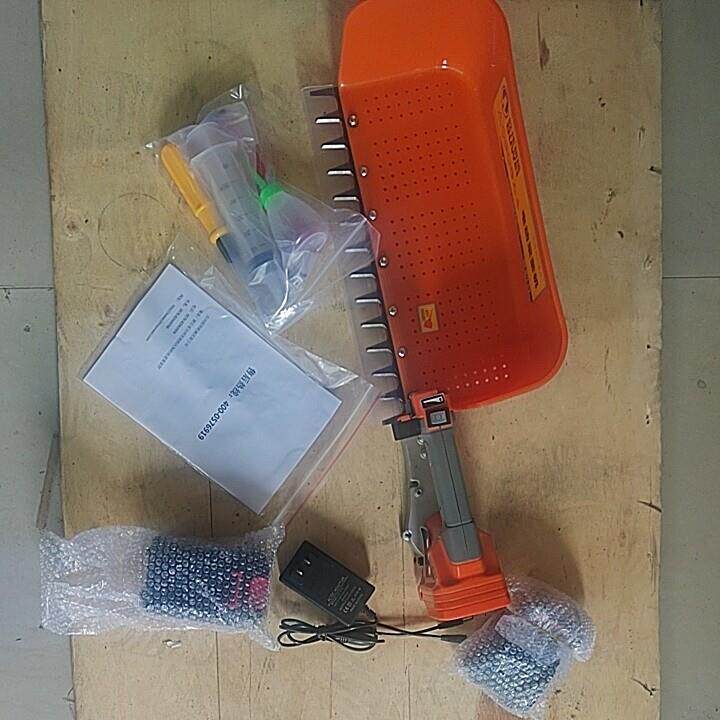 OUWEl欧玮24V无刷电动采茶机充电式单人小型茶叶采摘修剪茶树机