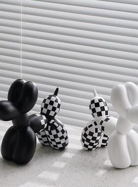 跨境新品黑白格子气球狗摆件创意电视柜酒柜客厅玄关树脂工艺品