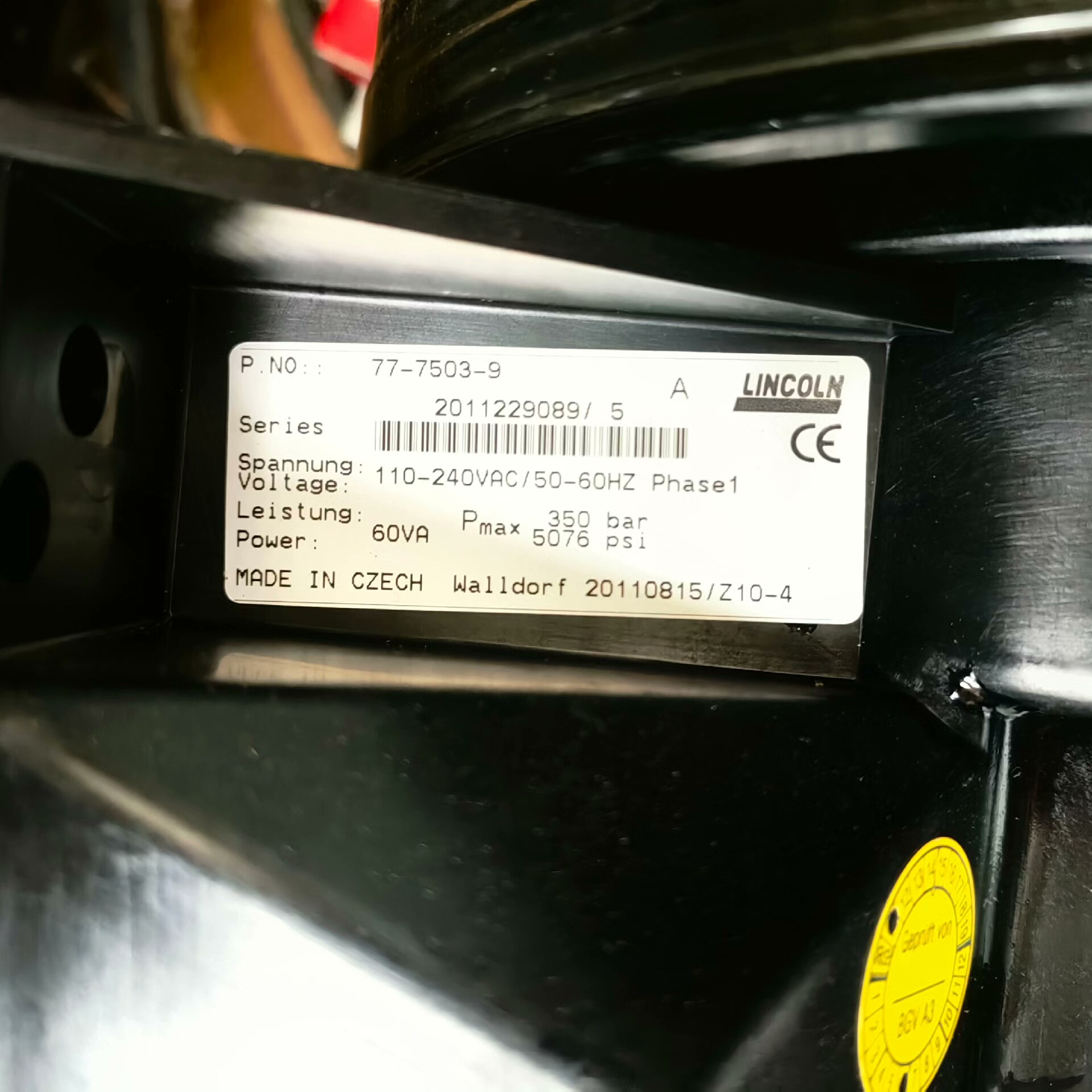 林肯润滑泵：77-7503-9，全新的，东汽1.5WM