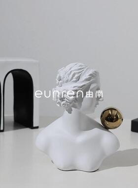 现代几何金属简约拱形门型摆件客厅酒柜样板间电视柜家居人物摆件