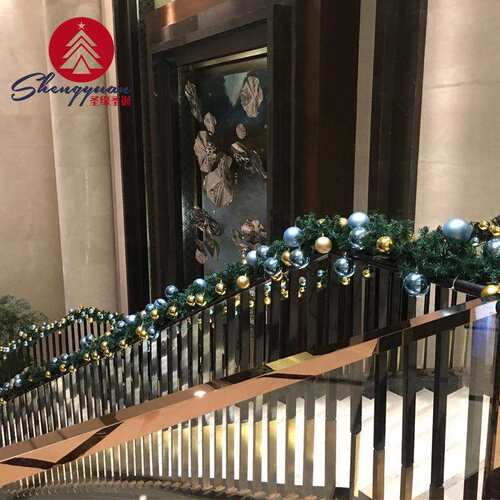 圣诞藤条PVC拱门加密门眉圣诞节装饰品酒店商场门挂装饰圣诞厂家