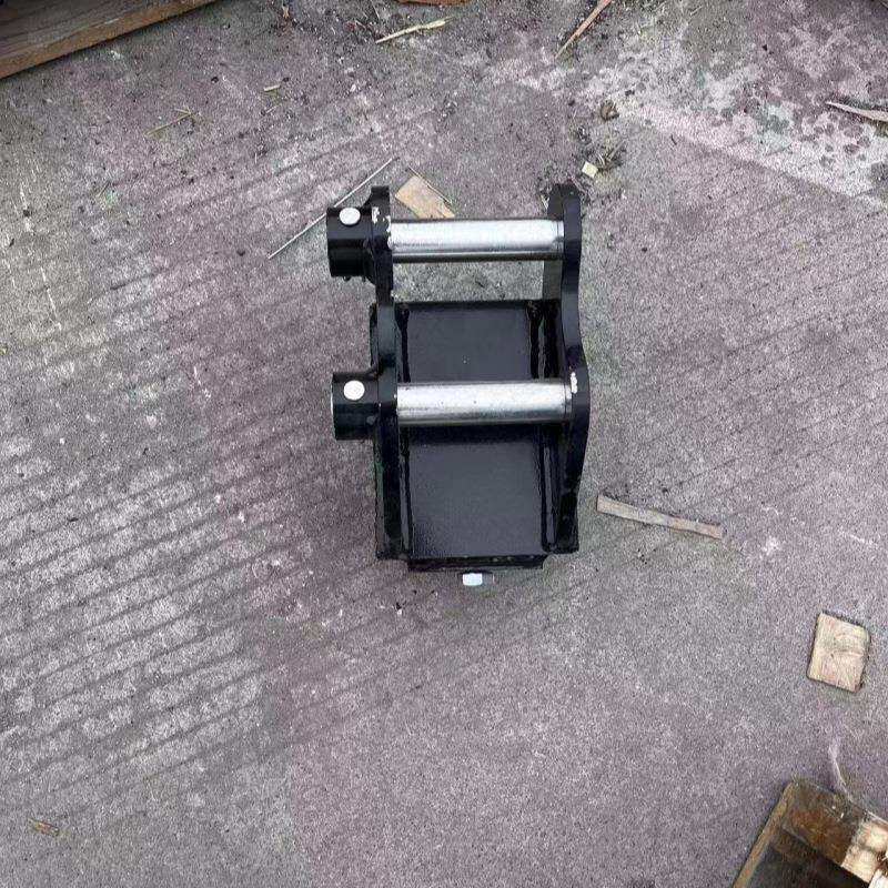 挖掘机配件挖掘机属具 快速悬挂装置液压拇指夹打桩机破碎锤