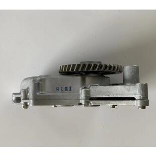 三一SY215C挖掘机机油泵60289190 原厂4M50发动机机油泵ME222053