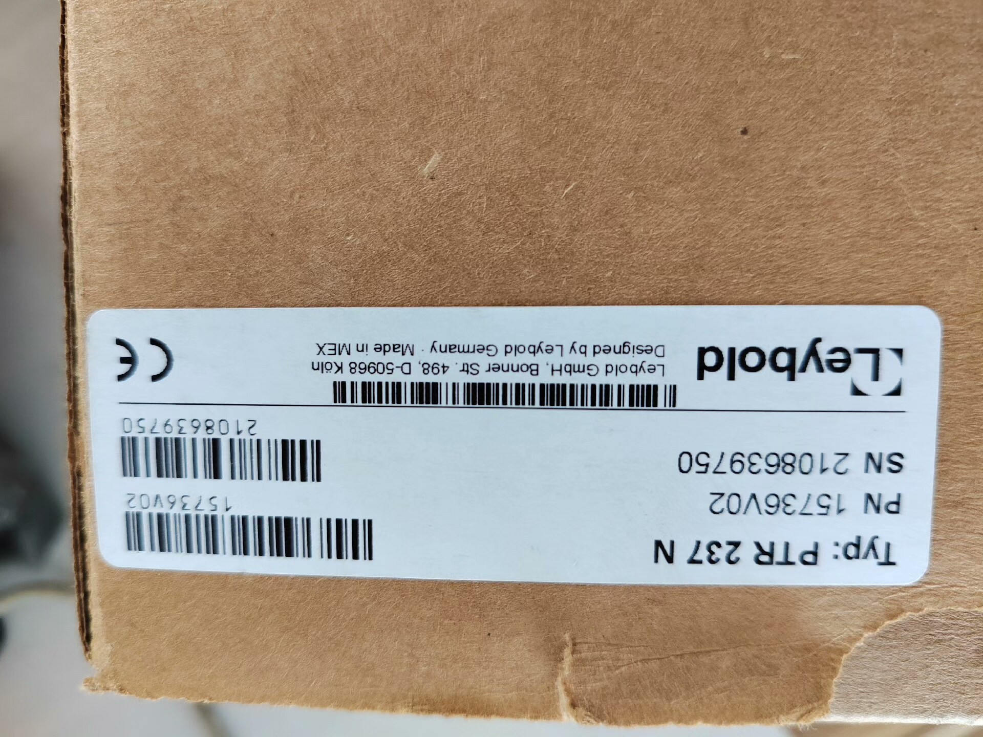 莱宝PTR237N跟莱宝PTR225N一样高真空测量，接口C