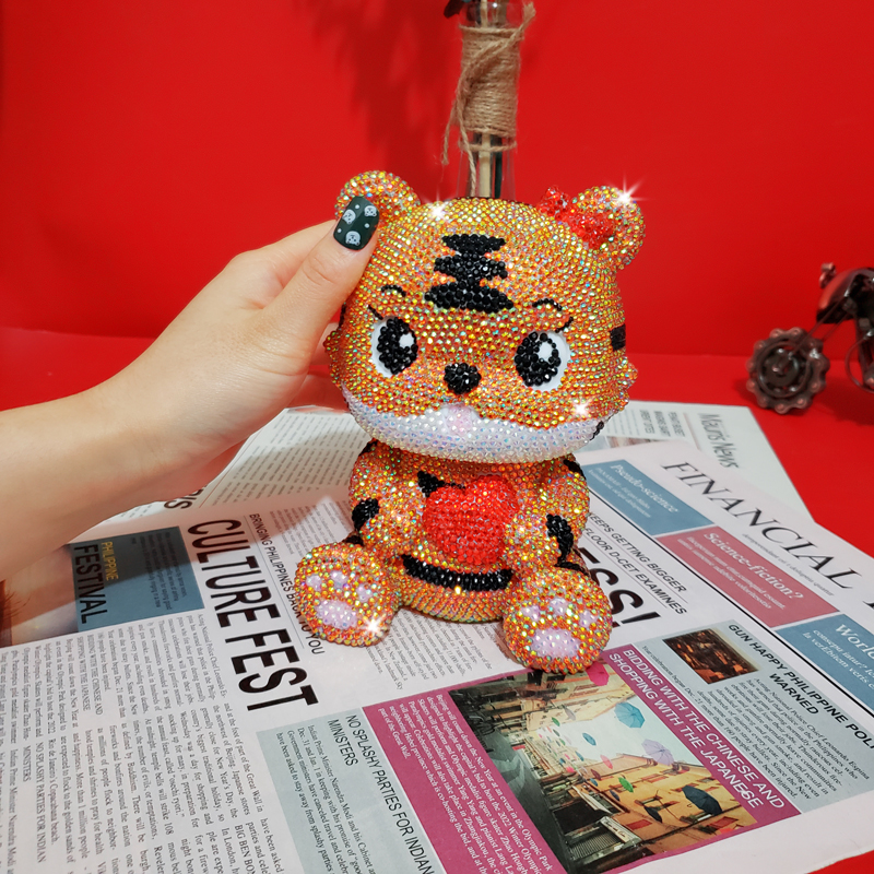 手工diy贴钻老虎公仔材料包吉祥物粘钻玩偶存钱罐摆件新年小礼物